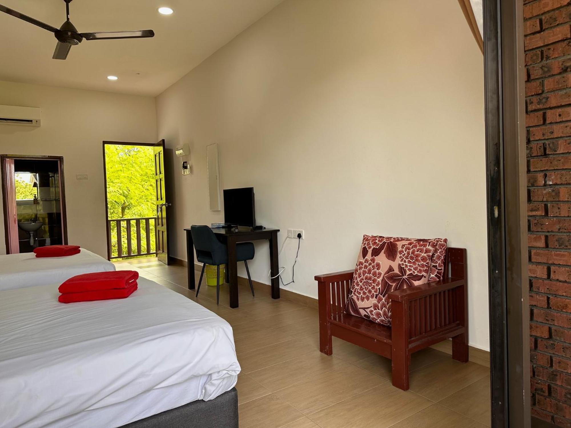 Red Coral Cottage Langkawi Room photo